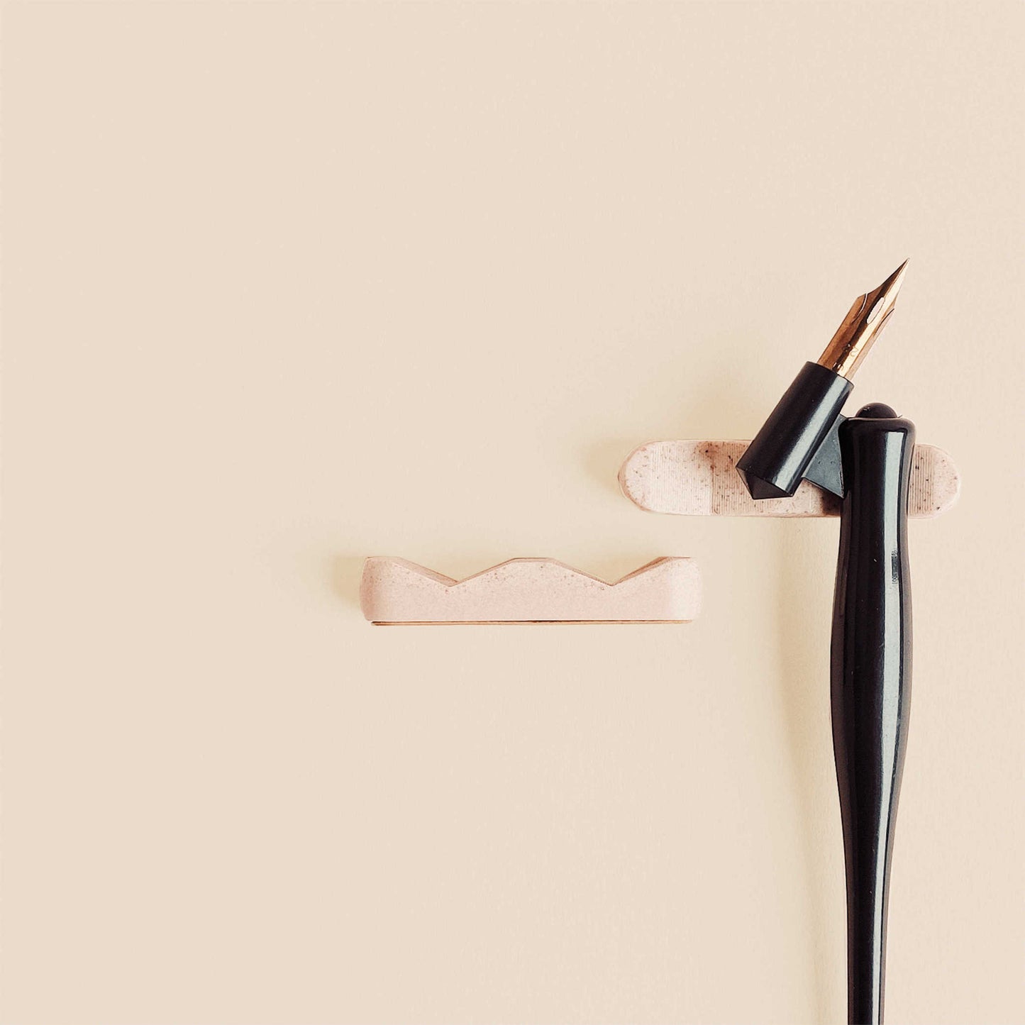 Pen Rest For Tools - Rose